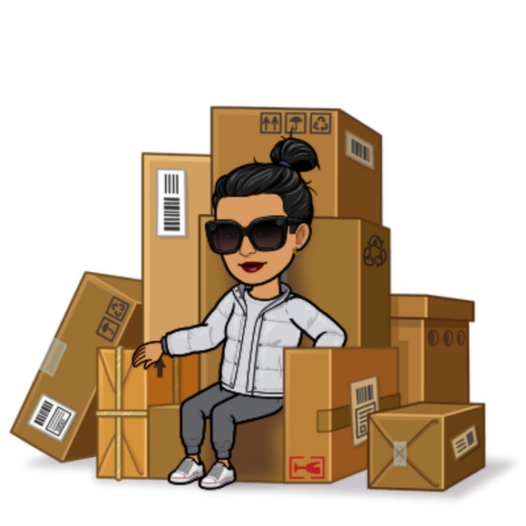 Meet your Posher, 💖 - Picture 7 of 14